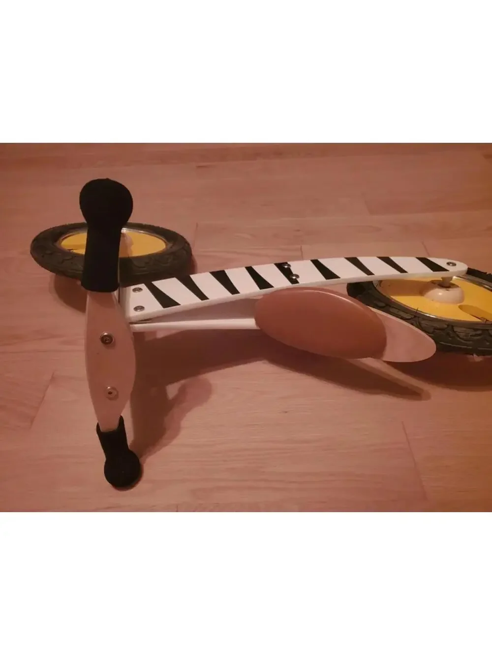 Scratch Europe Zebra Balance Bike
